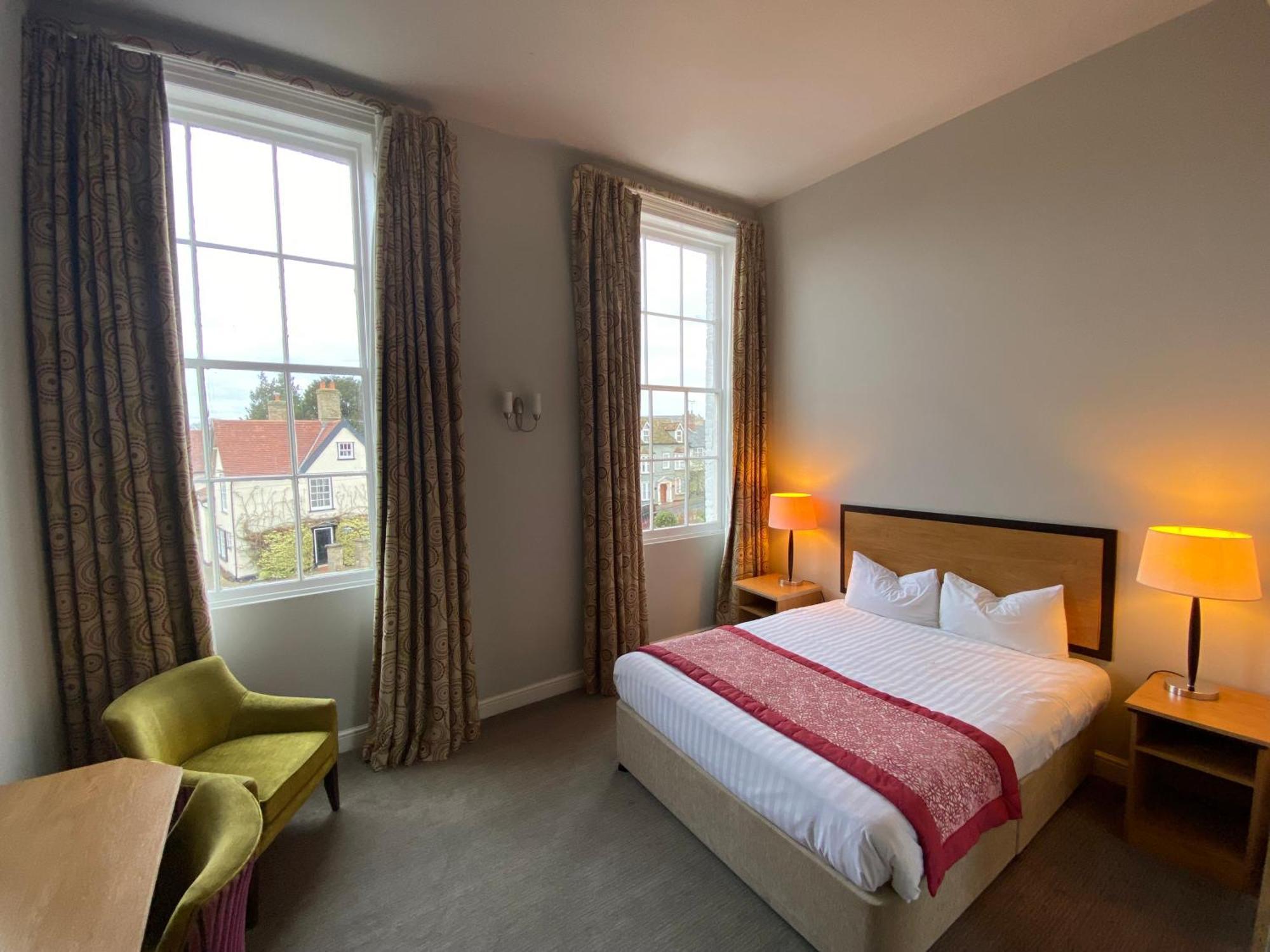 The Riverside House Hotel Mildenhall Eksteriør bilde