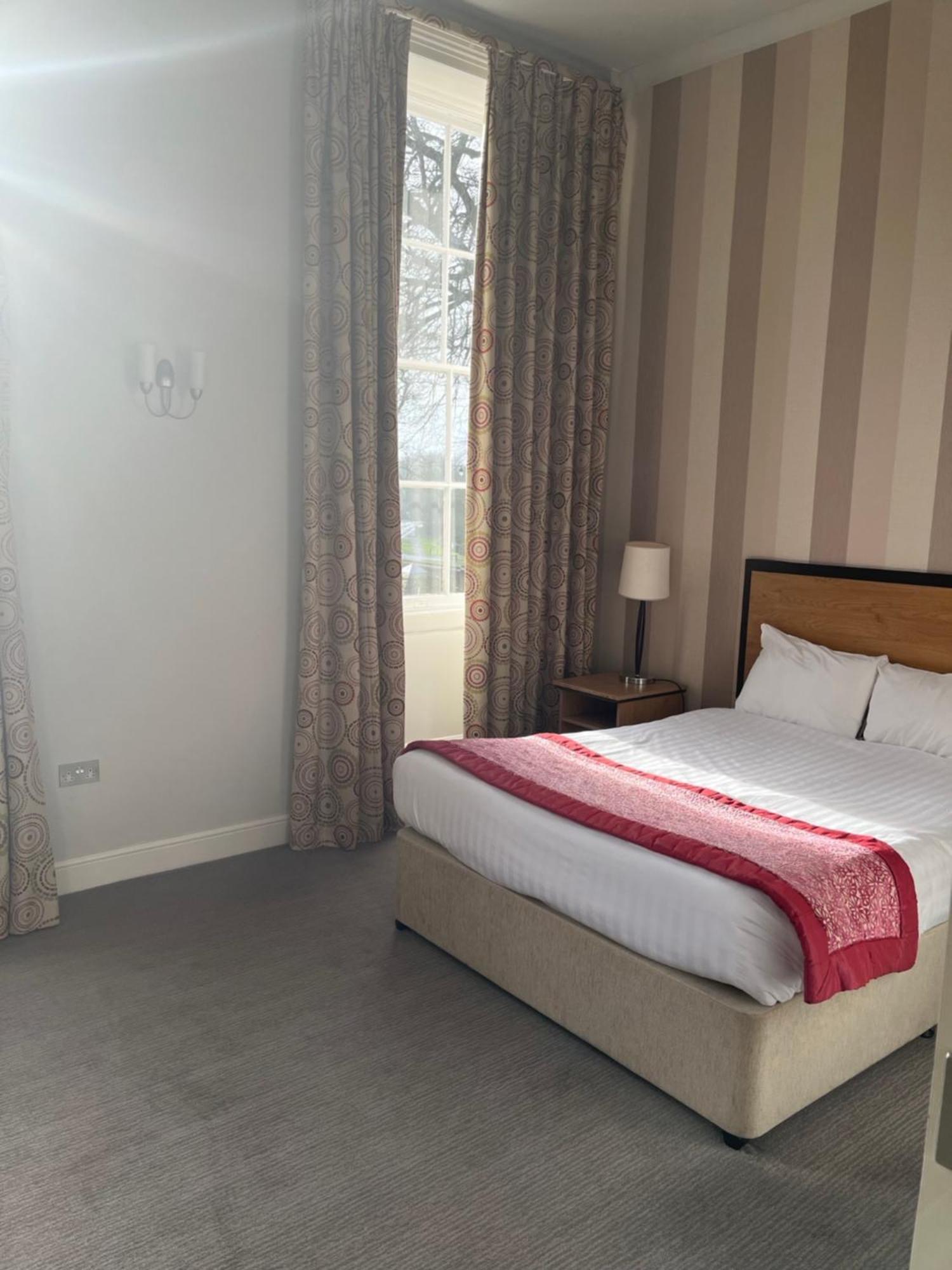 The Riverside House Hotel Mildenhall Eksteriør bilde